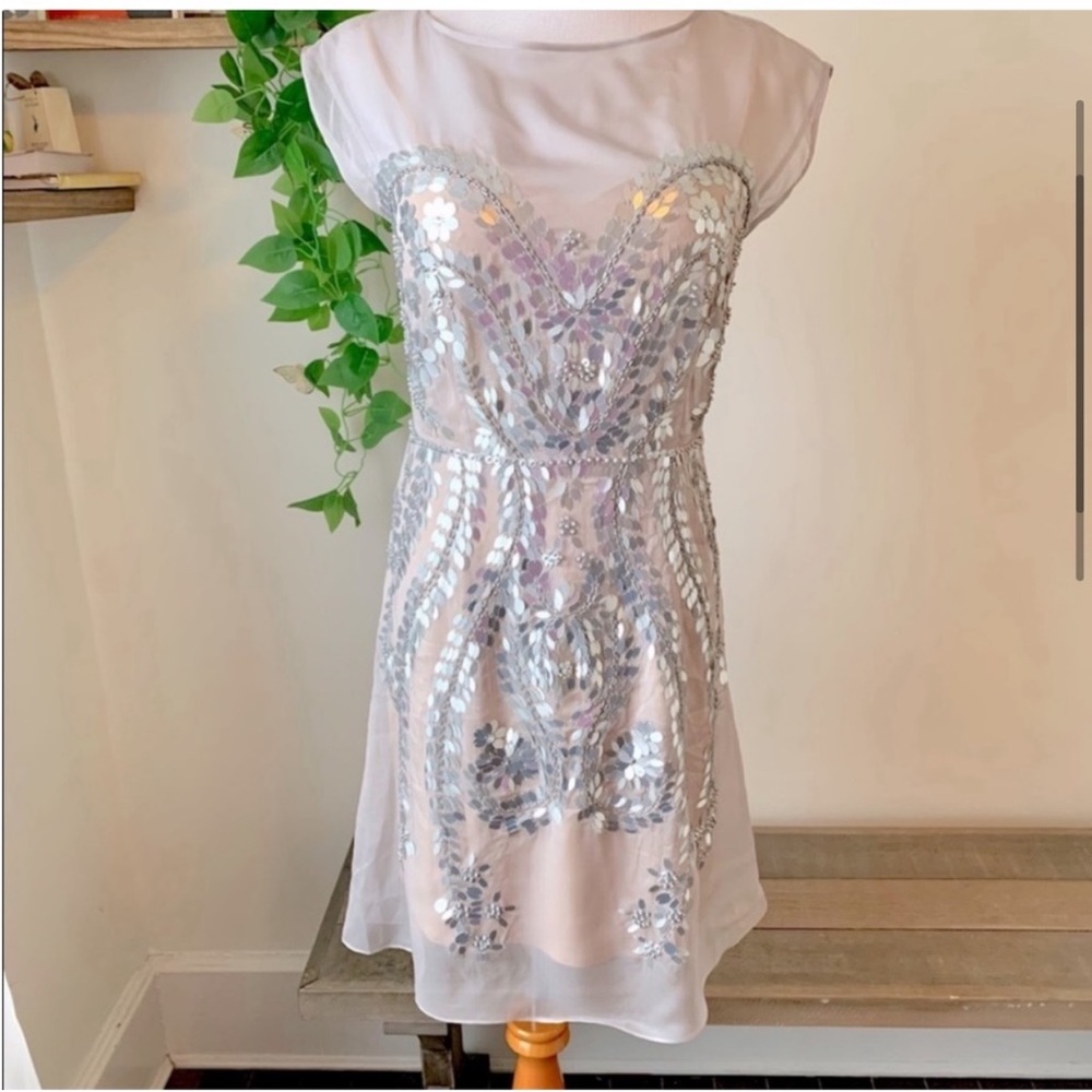 Mignon Dress - Picture 3 of 8